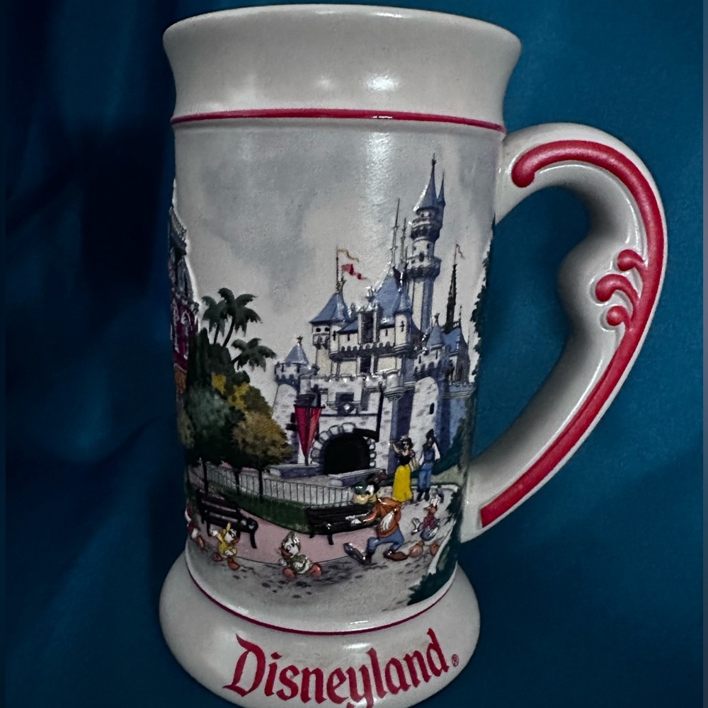 Vintage 3D Disneyland Stein, Main Street and Cinderella castle.